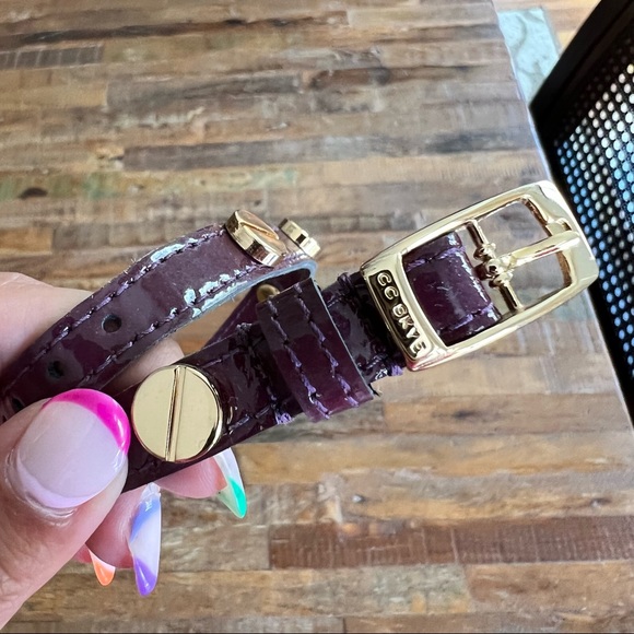 CC Skye Leather Wrap Round Bracelet - Picture 11 of 12